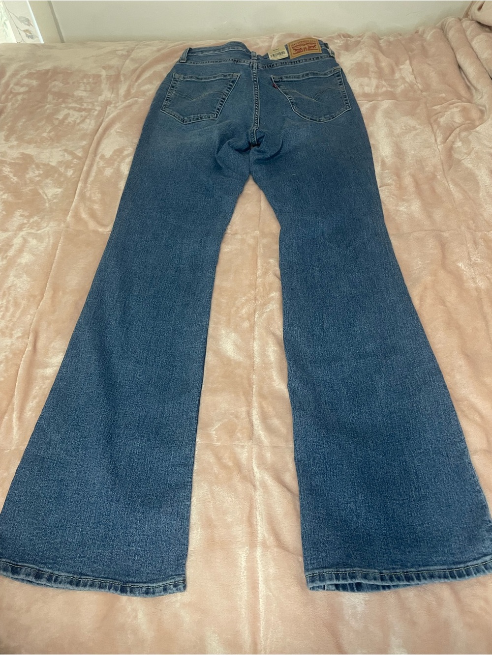 Levi's High Rise Women's Jeans - Blue Denim - Picture 3 of 3